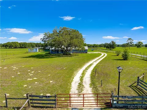 7935 SE 121st Pl, Belleview, FL 34420