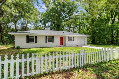3957 S Ventura Ave, Inverness, FL 34452
