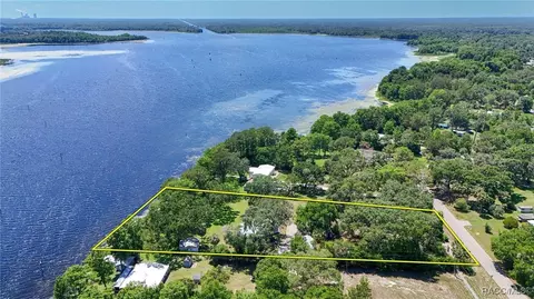 11350 SE 203rd Pl, Inglis, FL 34449