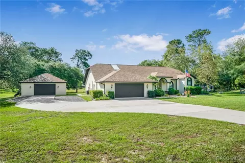 5771 N Carnation Dr, Beverly Hills, FL 34465
