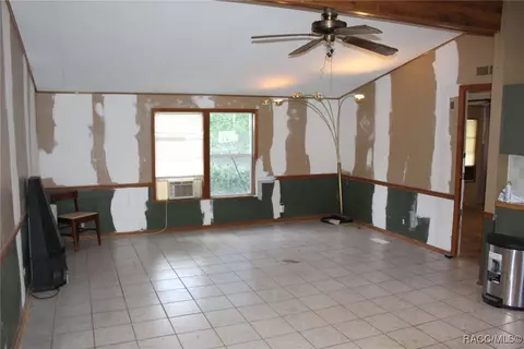5235 W Gail Ln, Dunnellon, FL 34433 photo 4
