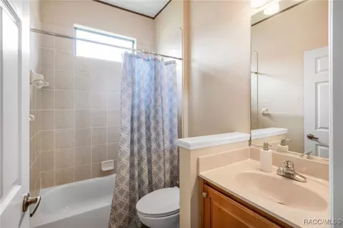 Bath - 1052 W Diamond Shore Loop, Hernando, FL 34442 photo 4 of 4
