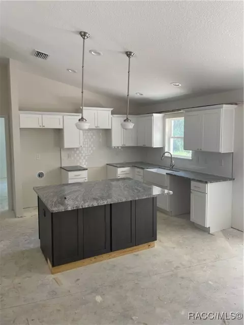 8564 N Blarney Ter, Crystal River, FL 34428 photo 5