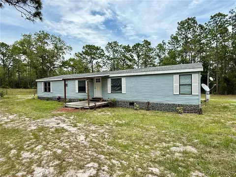 10095 N Statue Pt, Dunnellon, FL 34433