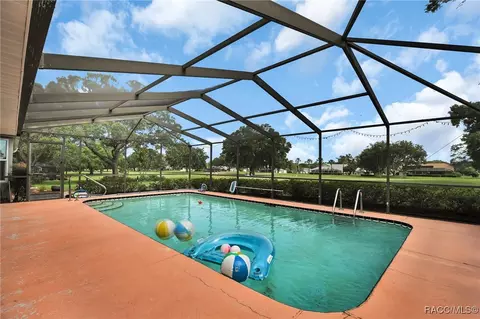 Exterior - 705 E Dakota Ct, Hernando, FL 34442 photo 5 of 19