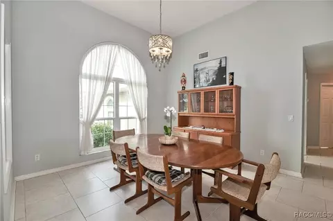 Dining - 705 E Dakota Ct, Hernando, FL 34442 photo 4 of 4