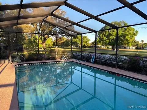 Exterior - 705 E Dakota Ct, Hernando, FL 34442 photo 7 of 19