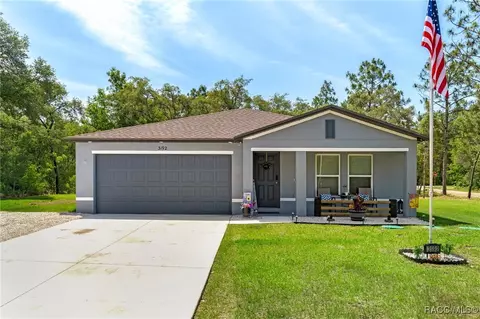 3192 W Barberton Pl, Citrus Springs, FL 34433