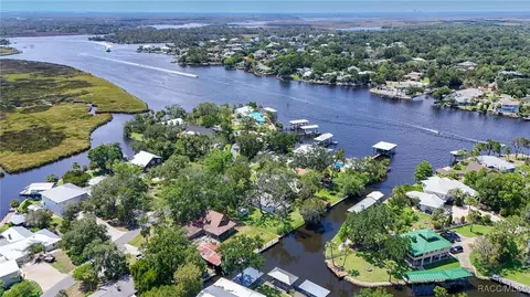 5509 S Garcia Rd, Homosassa, FL 34448