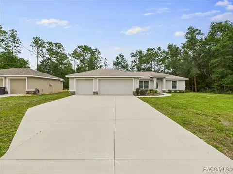 178 W Navarro Pl, Citrus Springs, FL 34434