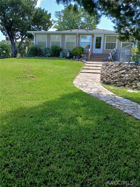 2542 N Regatta Pt, Crystal River, FL 34429