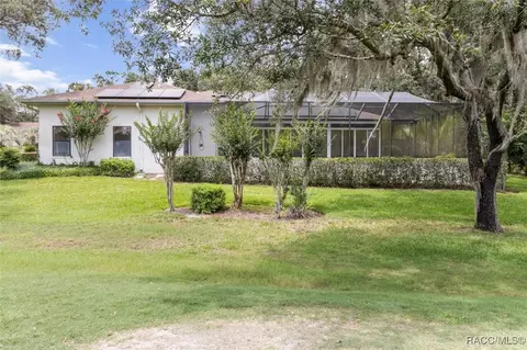 Exterior - 330 E Ireland Ct, Hernando, FL 34442 photo 5 of 6