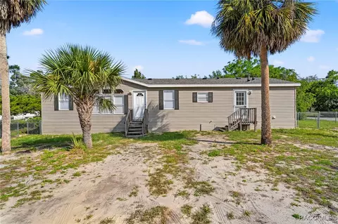 7187 Montier St, Weeki Wachee, FL 34613