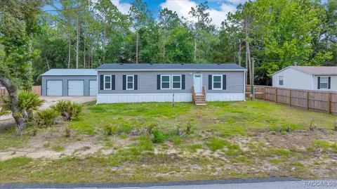 6910 W Rosedale Dr, Homosassa, FL 34448
