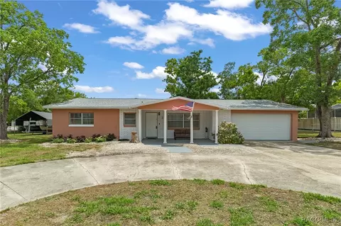 3 Clifford Dr, Beverly Hills, FL 34465