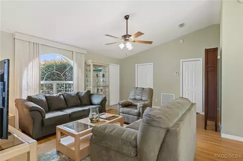 3570 E Cove Park Trl, Hernando, FL 34442 photo 9