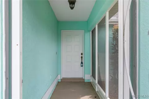 3570 E Cove Park Trl, Hernando, FL 34442 photo 4