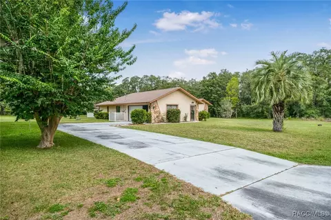 262 N Indianapolis Ave, Hernando, FL 34442 photo 4