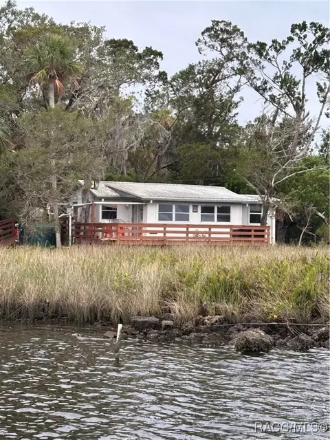 5809 S Hellgate Is, Homosassa, FL 34448