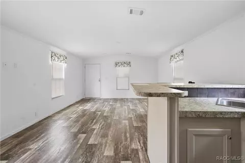 4724 N Forest Lake Dr, Hernando, FL 34442 photo 13