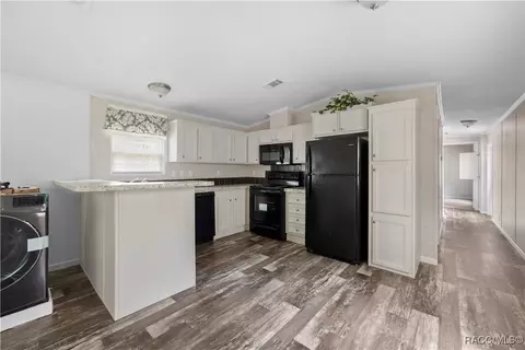 4724 N Forest Lake Dr, Hernando, FL 34442 photo 11