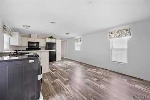 4724 N Forest Lake Dr, Hernando, FL 34442 photo 8