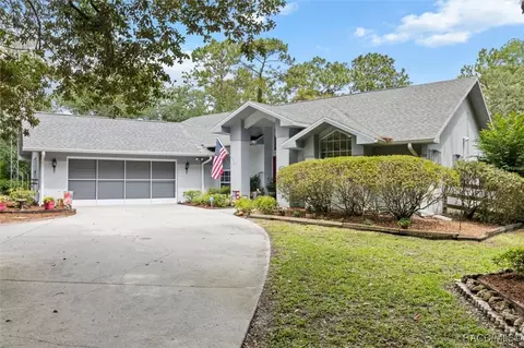 4686 N Candlewood Dr, Beverly Hills, FL 34465