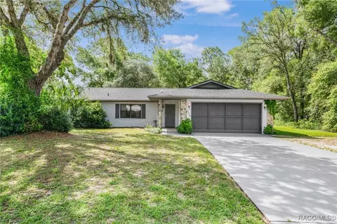 9115 N Arcadia Way, Citrus Springs, FL 34434