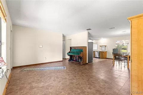 Living - 519 Spring Lake Rd, Ocala, FL 34472 photo 2 of 4