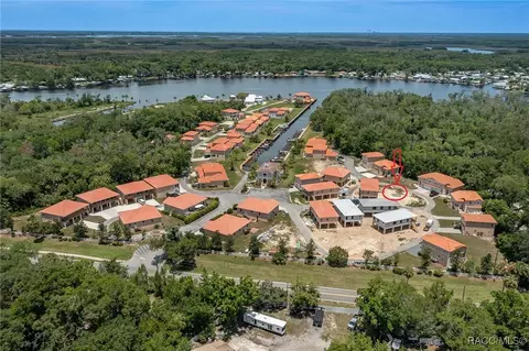 10234 W Middleburg Loop #152, Homosassa, FL 34448