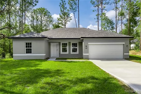 104 W Gondolier Pl, Citrus Springs, FL 34434