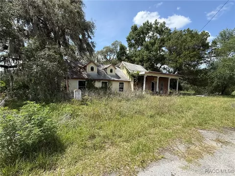 7825 E Stage Coach Trl, Floral City, FL 34436