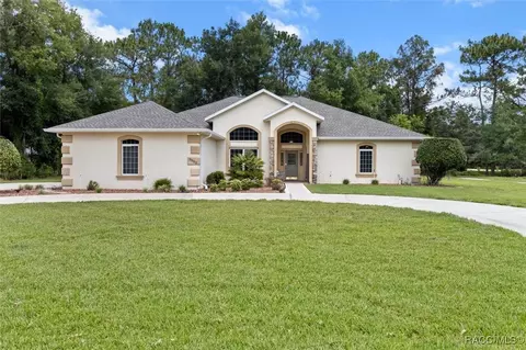 9989 N Langdon Rd, Citrus Springs, FL 34434