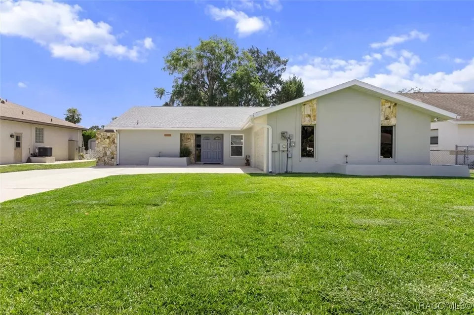 Exterior - 3835 N Eagle Pt, Crystal River, FL 34428 photo 9 of 9