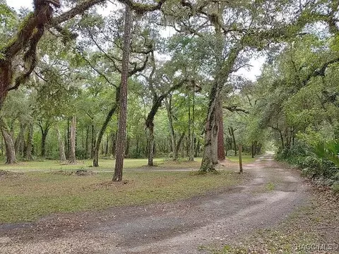 Exterior - 6464 E Grantham Ct, Hernando, FL 34442 photo 1 of 3