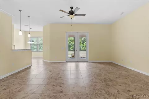 Living - 582 E Savoy St, Lecanto, FL 34461 photo 3 of 6