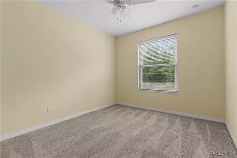 Bedroom - 582 E Savoy St, Lecanto, FL 34461 photo 4 of 5