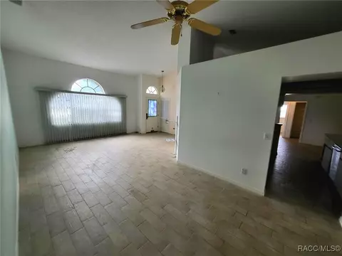 Living - 322 N Turkey Pine Loop, Lecanto, FL 34461 photo 3 of 6