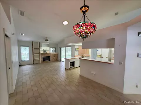 Living - 322 N Turkey Pine Loop, Lecanto, FL 34461 photo 5 of 6