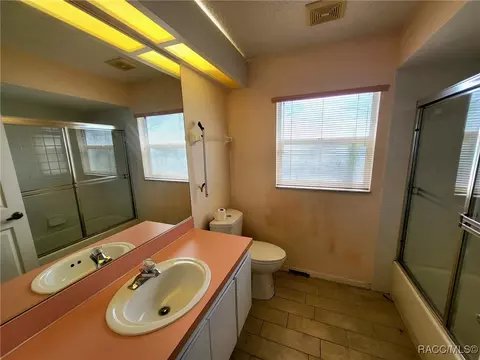 Bath - 322 N Turkey Pine Loop, Lecanto, FL 34461 photo 4 of 4