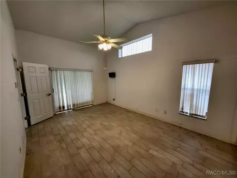 Living - 322 N Turkey Pine Loop, Lecanto, FL 34461 photo 6 of 6