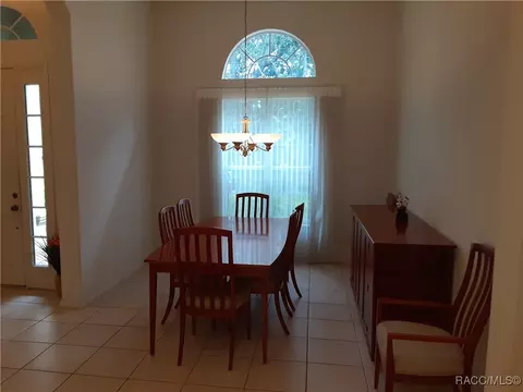 Dining - 330 W Liberty St, Hernando, FL 34442 photo 2 of 2
