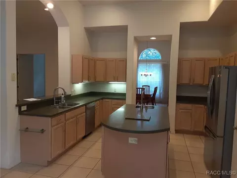Kitchen - 330 W Liberty St, Hernando, FL 34442 photo 3 of 4