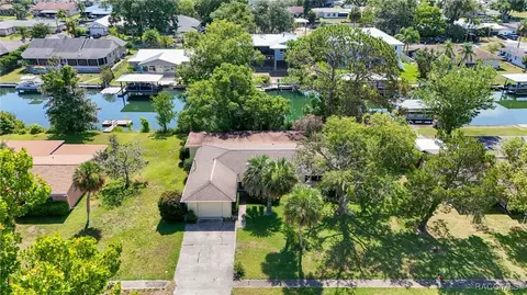 1209 SE Paradise Ave, Crystal River, FL 34429