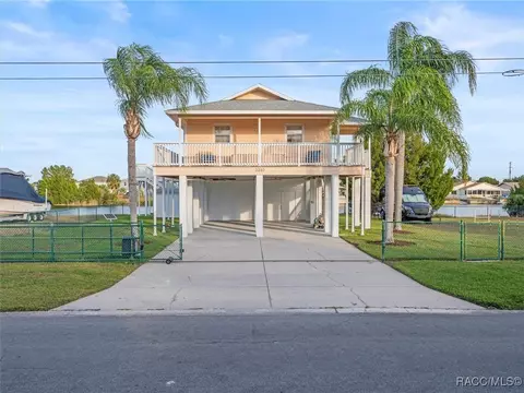 3340 Oleander Dr, Hernando Beach, FL 34607 photo 2