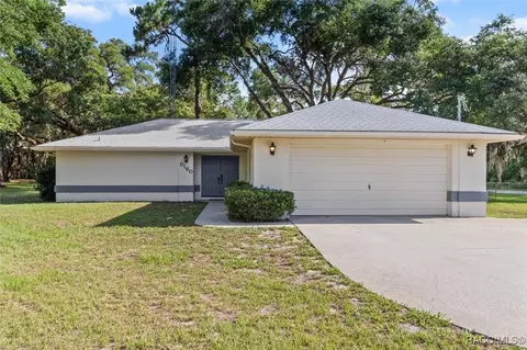 8160 N Star Blaze Dr, Crystal River, FL 34428
