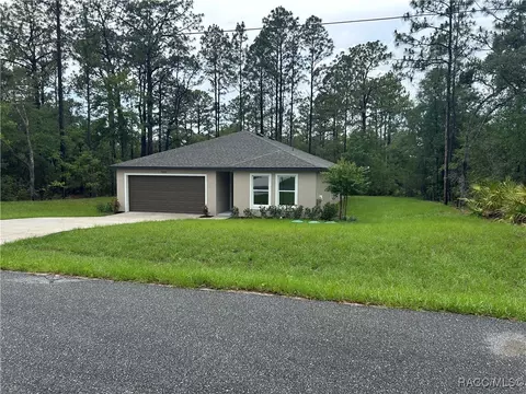 7235 N Glenridge Cir, Citrus Springs, FL 34433