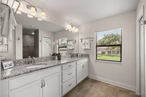 Bath - 3153 N Chandler Dr, Hernando, FL 34442 photo 1 of 4