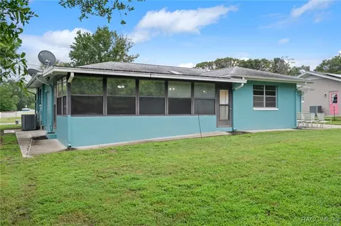 Exterior - 6045 E Rector St, Inverness, FL 34452 photo 4 of 5