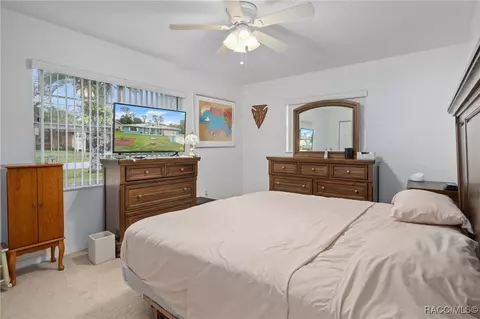 Bedroom - 6045 E Rector St, Inverness, FL 34452 photo 1 of 3